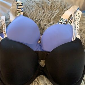 Bundle of 2 VS Push up bras sz 34c